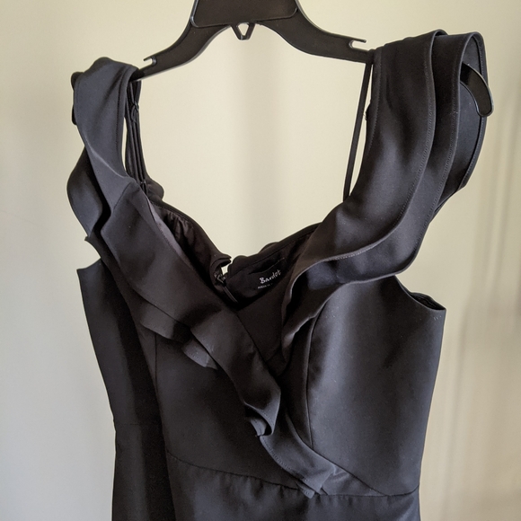 Dress - Picture 5 of 5